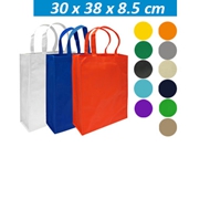 Bolsa Eco para Conferencias
CÓDIGO: CCE5
Bolsa Ecológica en Tela TNT, 100% reciclable y reutilizable. Cuenta con 2 asas de 30 cm c/u aprox.
• Tamaño: 30 x 38 x 8.5 cm.
• Colores: Blanco (01), Azul Rey (02), Rojo (03), Naranjo (04), Amarillo (05), Verde (06), Gris (07), Negro (08), Beige (09), Celeste (19), Azul Marino (20), Verde Pistacho (45), Café Claro (55).
• Impresión en: Serigrafía