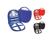 Set de Picnic 2 personas
CÓDIGO: CCH16 	
Set de Picnic para 2 personas en bolso raquelado con mango. Incluye set de cubiertos (cuchillos, tenedores y cucharas), 2 platos de melamina blanca, 1 tabla para cortar y 1 herramienta multiuso con destapador, descorchador y cortaplumas.
• Tamaño: 22.5 x 24.5 x 4.5 cm.
• Colores: Azul (02), Rojo (03), Negro (08).
• Sugerencia de Impresión: Serigrafía - Tampografía.