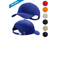 Gorro Sport Microfibra
CÓDIGO: CCG51 	
Gorro Sport 6 paneles de Microfibra Polypeach, con traba metálica plateada y pasador metálico posterior.
• Tamaño: Talla única adulto.
• Colores: Azul Rey (02), Rojo (03), Naranjo (04), Gris (07), Negro (08), Beige (09), Azul Marino (20).
• Sugerencia de Impresión: Bordado - Estampado.