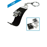 Llavero-Pendrive Simil Cuero
CÓDIGO: CCC9 	
¿Necesitas un regalo ejecutivo con clase?...Llavero metálico con USB Pendrive ejecutivo de simil cuero negro de 4 GB de capacidad. Presentación en caja metálica con ventana.
• Tamaño: 3.2 x 8.5 x 1.6 cm.
• Capacidad: 4 GB.
• Colores: Negro (08).
• Sugerencia de Impresión: Serigrafía, Láser o Pantógrafo.