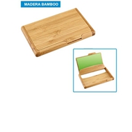 Tarjetero de Bamboo
CÓDIGO: CCB80 	
Porta-Tarjetas de Visita de sobremesa 100% madera Bamboo.
• Tamaño: 10.8 x 7 x 1.2 cm.
• Colores: Madera (12).
• Impresión en: Serigrafía, Grabado Láser.